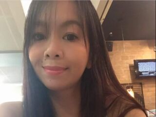 ChelseaChase's Live webcam streaming Profile Image